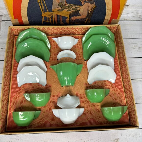 VTG Akro Agate Little American Maid Tea Set Children's Toys Dishes Green & White - Picture 3 of 16